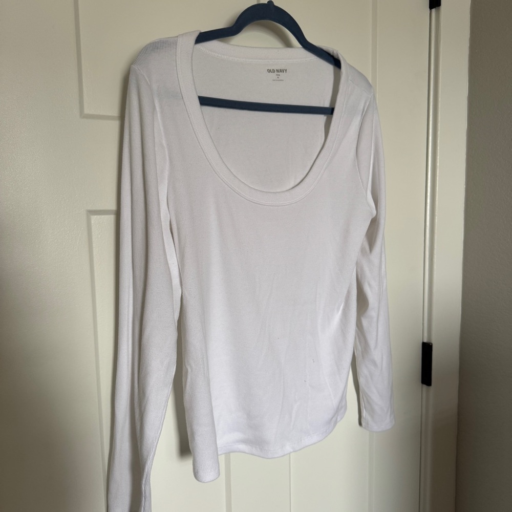 Long sleeve old navy t